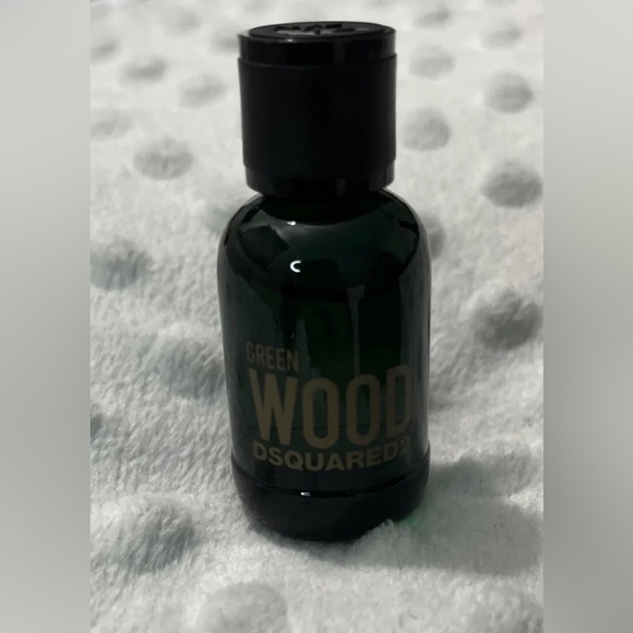 Dsquared2 Green Wood Pour Homme Eau De Toilette 5ml Miniature Fragrance NEW - Picture 2 of 4